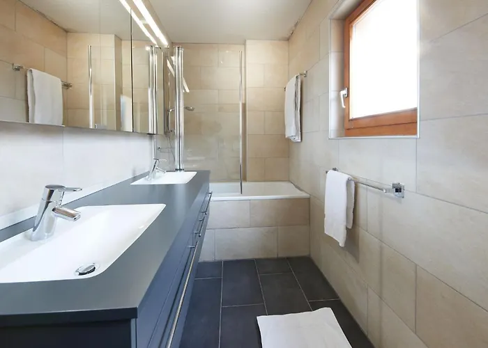 Hiboux By Interhome *